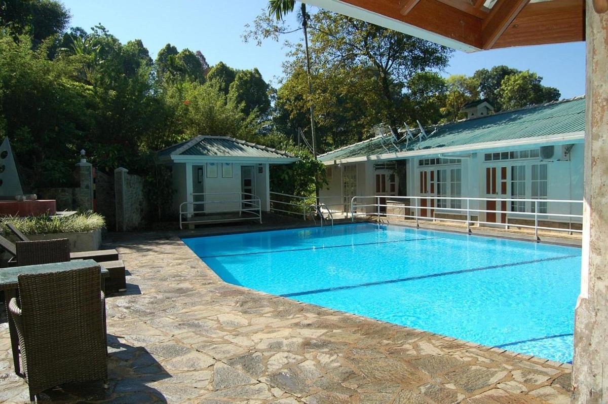 Forest Edge Hotel Ginigathena Ngoại thất bức ảnh